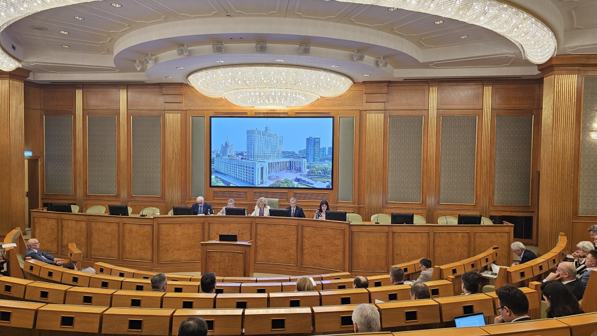 Пенсионеры и молодежь - в центре внимания профсоюзов Пенсионеры и молодежь - в центре внимания профсоюзов