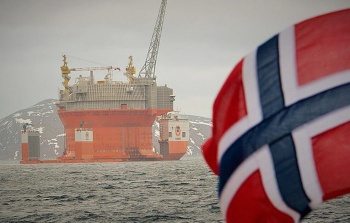 Работники нефтегазового сектора Норвегии требуют повышения заработной платы
