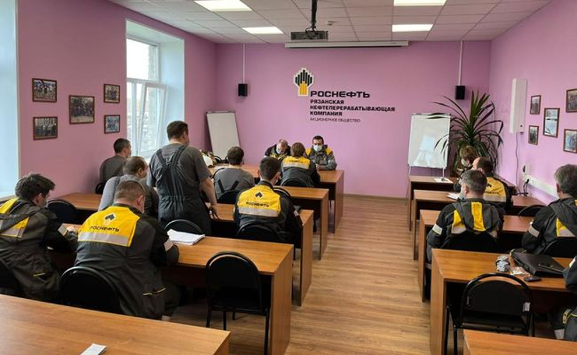 РНПК: рабочие встречи с нефтепереработчиками РНПК: рабочие встречи с нефтепереработчиками