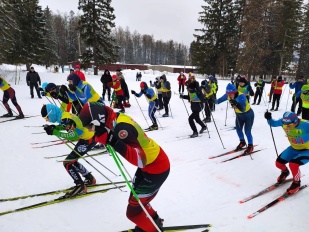 Всероссийская массовая лыжная гонка "Лыжня России"